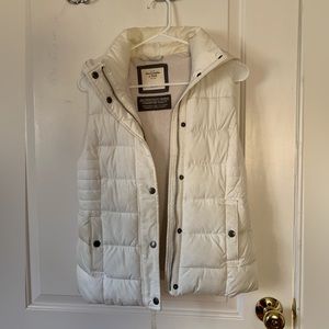 A&F fleece puffer vest